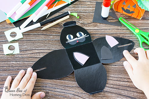 DIY Halloween Treat Gift Boxes • Queen Bee of Honey Dos