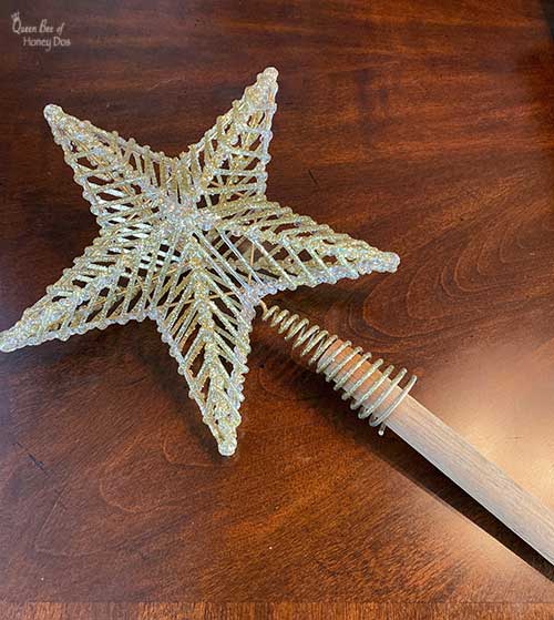 How To Keep Christmas Tree Topper Straight • Queen Bee of Honey Dos